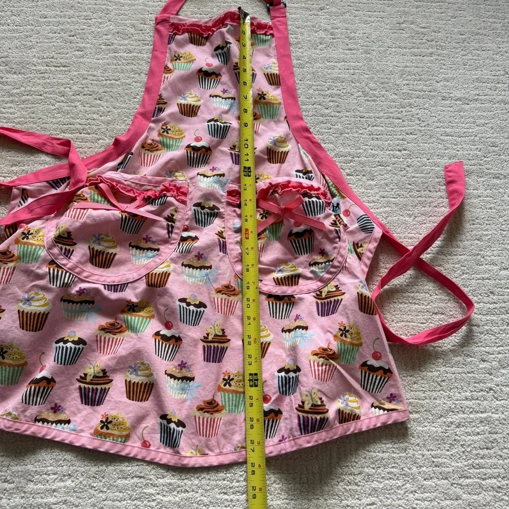 Apron Elegance Pink Cupcake Ruffle Bib Apron 100% Cotton Pockets Retro Feminine